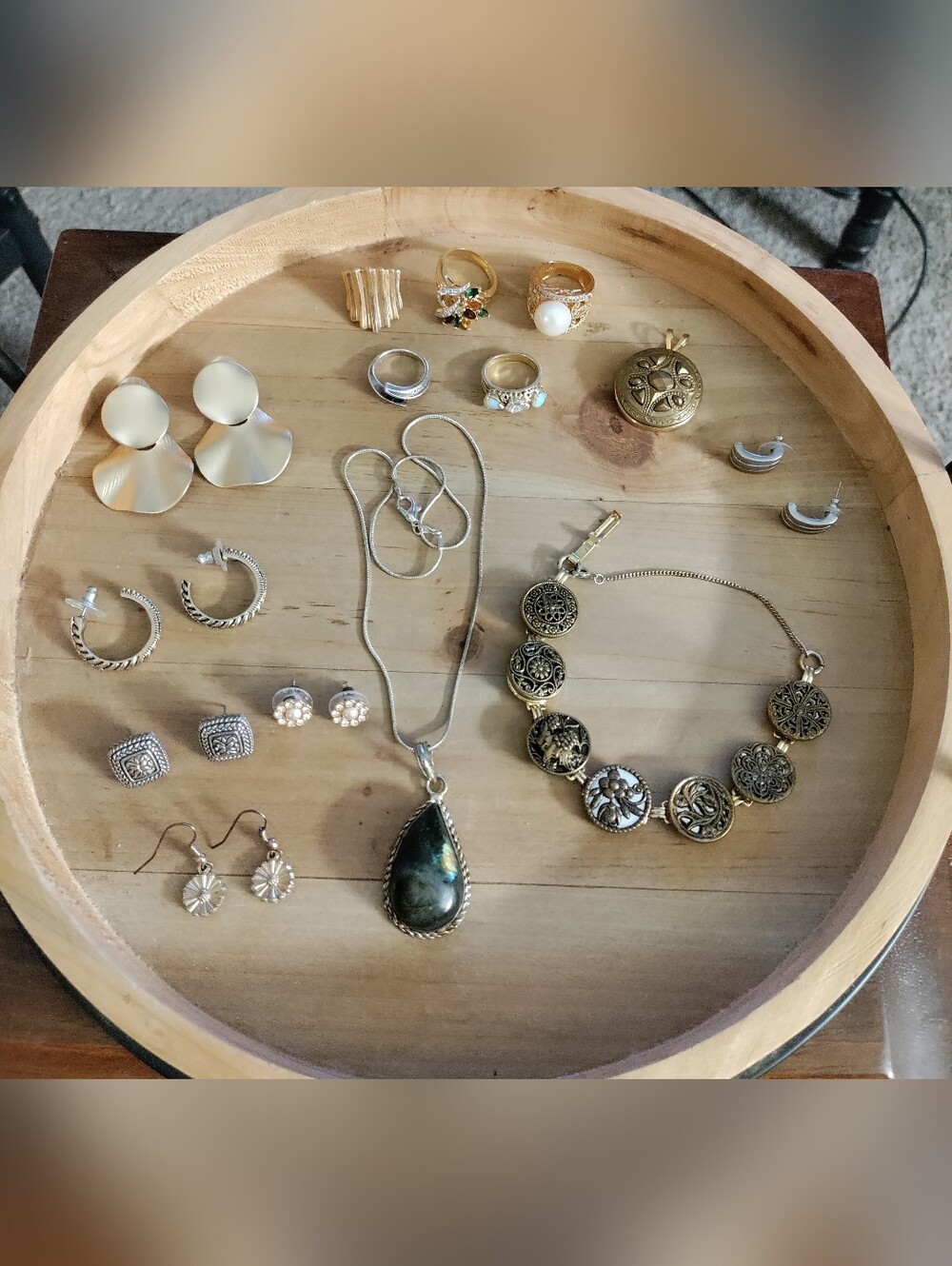 49 Piece Jewelry Lot